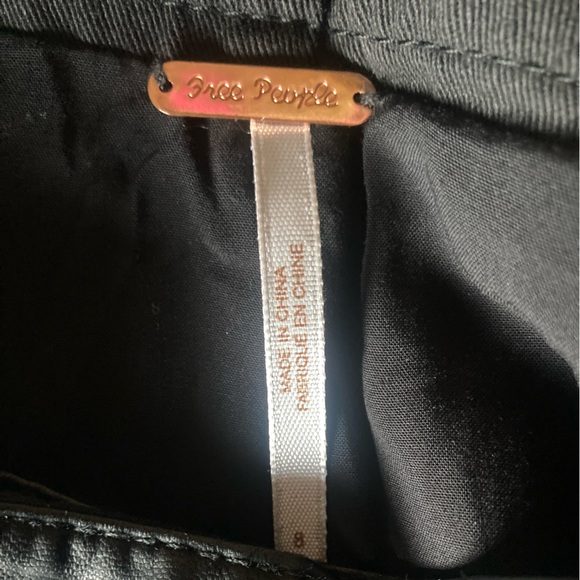 Black Free People faux leather zip skirt - Picture 2 of 3